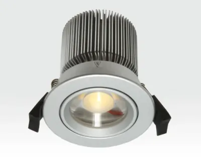 10W LED Spot silber klar Neutral Weiß / 650lm IP44 230VAC